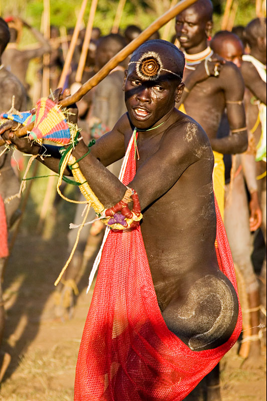 98   Surma donga stick fighting